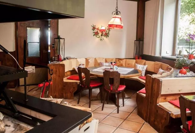 膳宿费 Landgasthof Zur Quelle