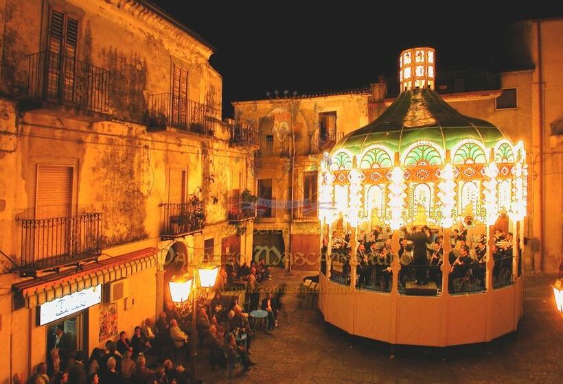 Резиденция Palazzo Mascambruno