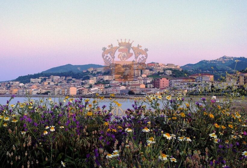 Резиденция Palazzo Mascambruno