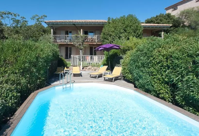 اقامتگاه Résidence Marina Di Santa Giulia