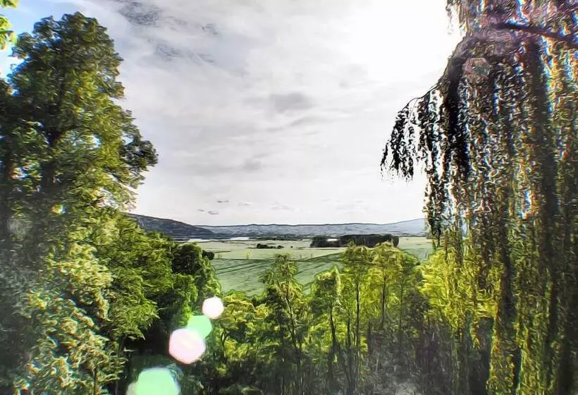 Schloss Hotel Wolfsbrunnen