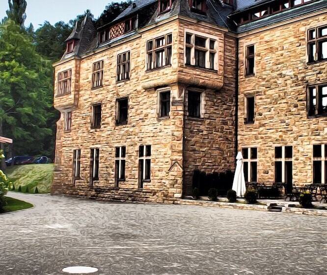 Schloss Hotel Wolfsbrunnen