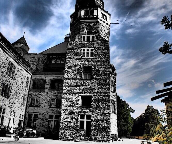 Schloss Hotel Wolfsbrunnen