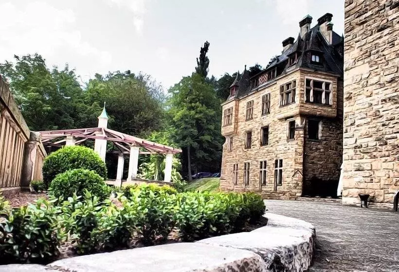 Schloss Hotel Wolfsbrunnen