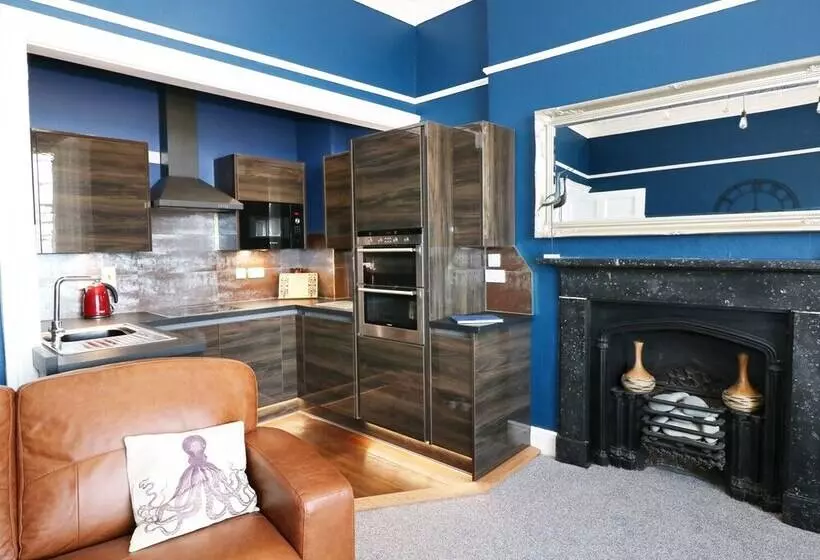 Apartment 3
