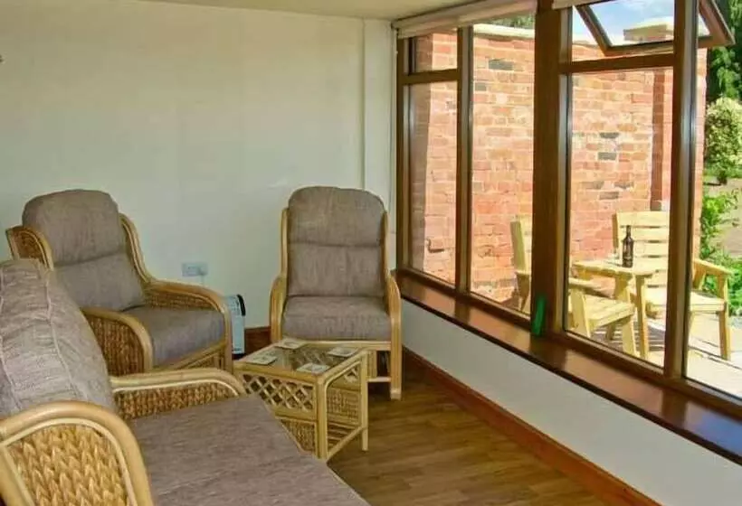 Byre Cottage