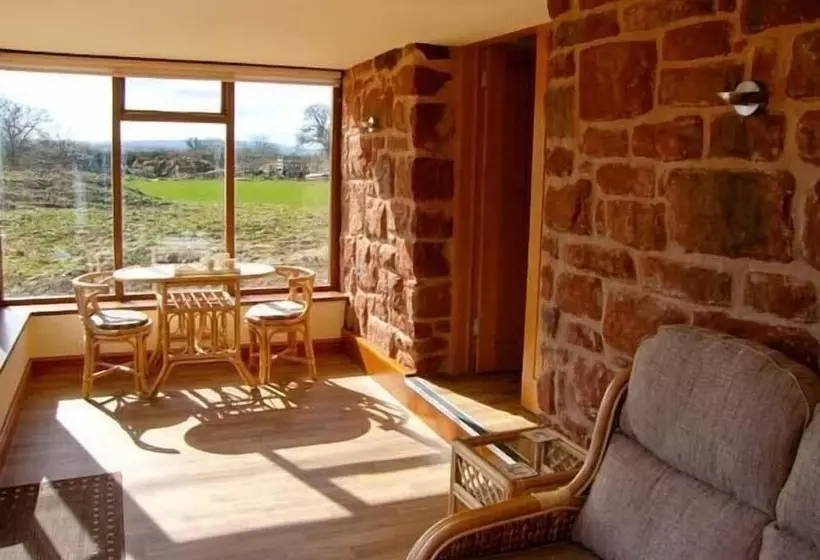 Byre Cottage