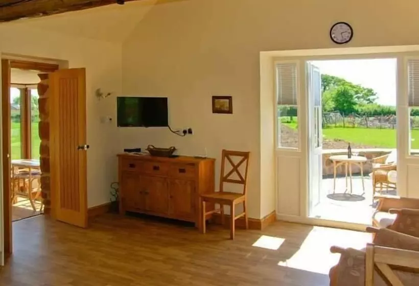 Byre Cottage