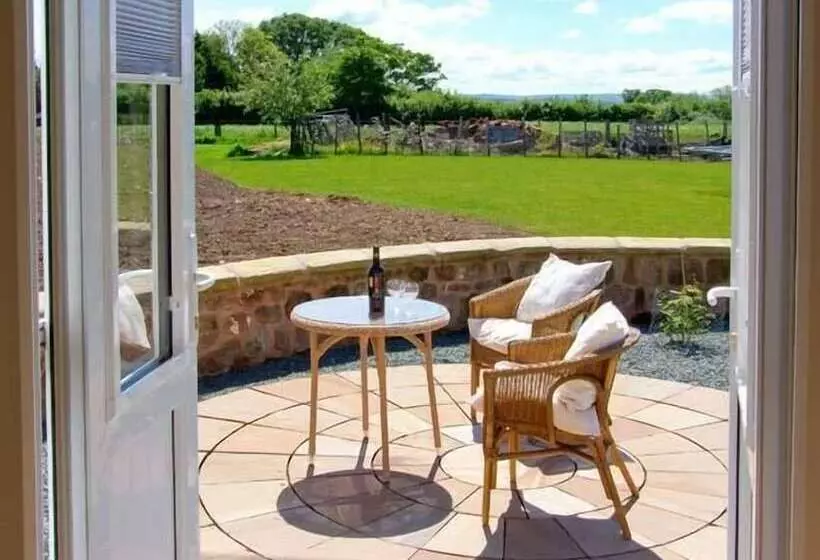Byre Cottage