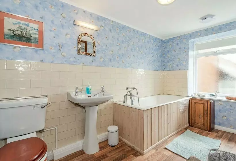 Duck Cottage