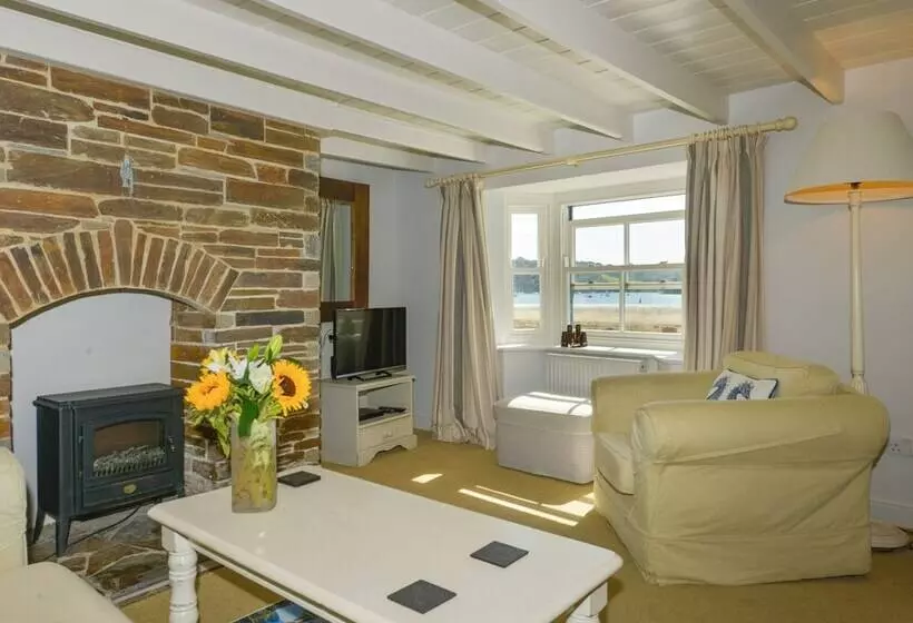 Prydes Cottage