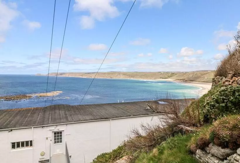 Sennen Heights