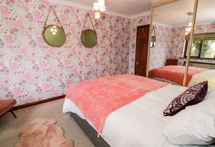 Bryn Coed Cottage