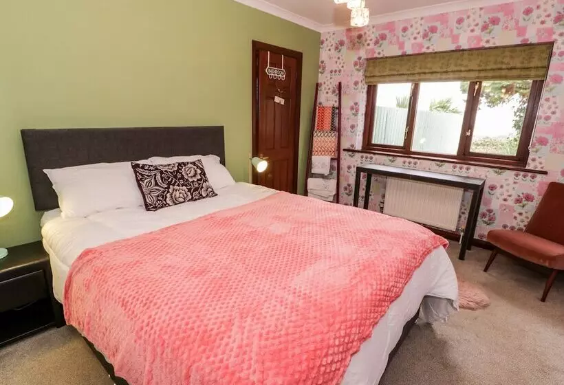 Bryn Coed Cottage