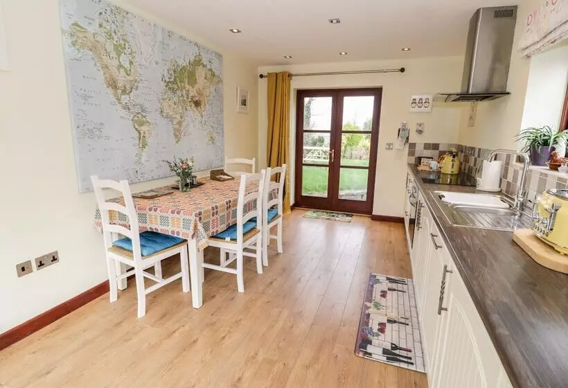 Bryn Coed Cottage
