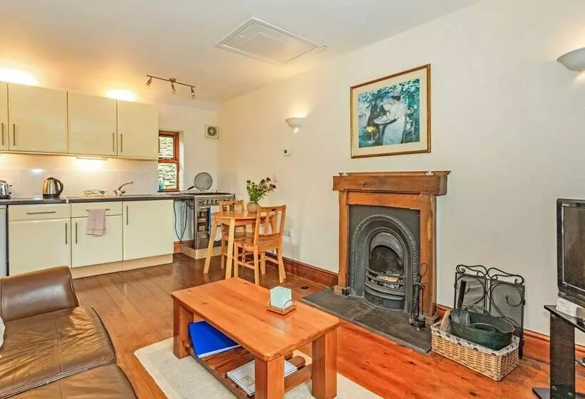Carn Cottage