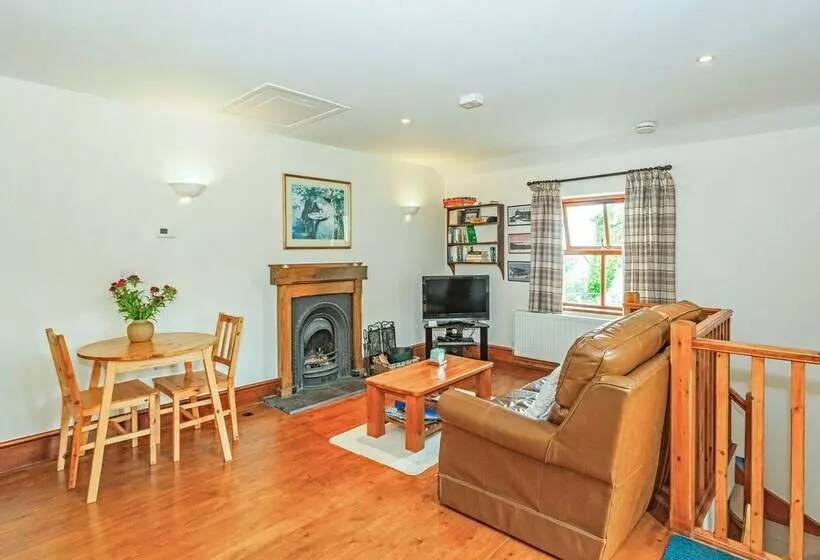 Carn Cottage