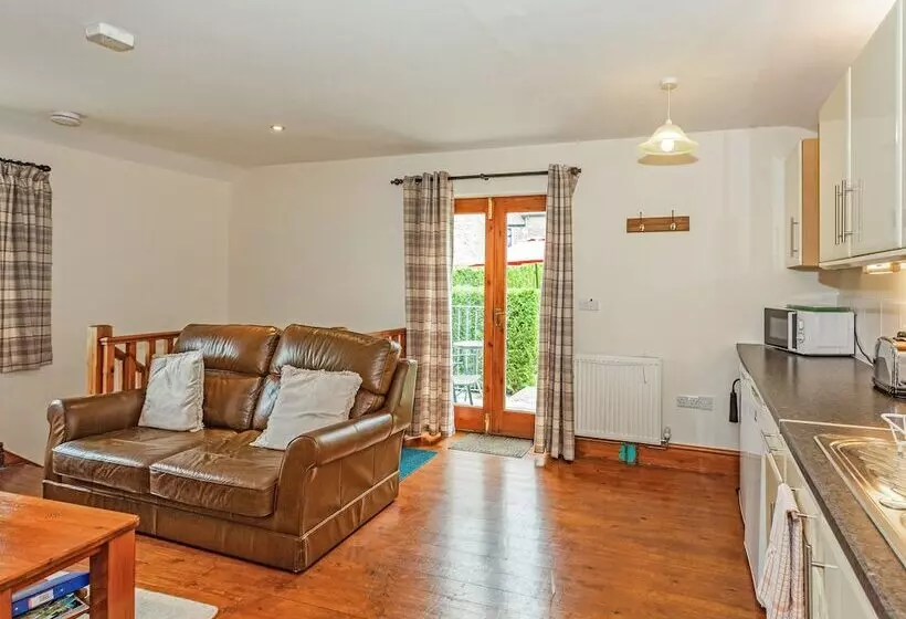 Carn Cottage