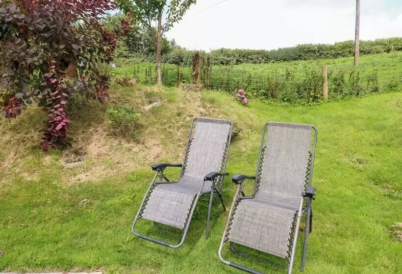 Ffynnonlwyd Cottage