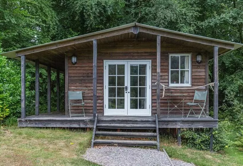 Lakeside Cabin