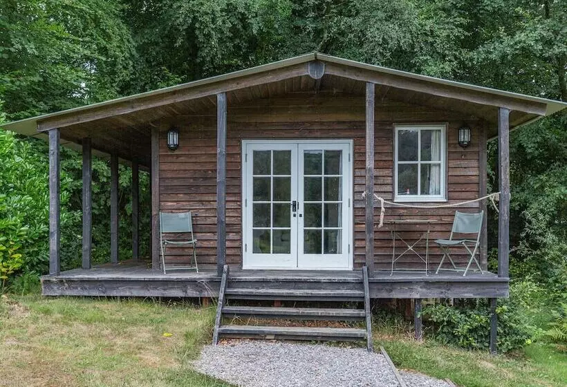 Lakeside Cabin