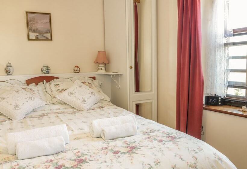 Old Higher Lighthouse Branscombe Lodge