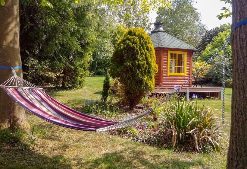 The Annex At 60 Rectory Lane