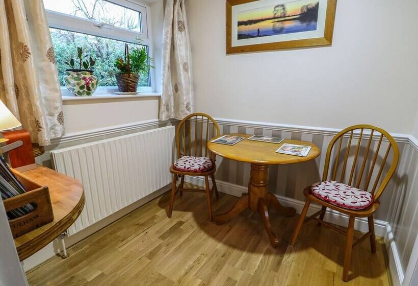 The Annex At 60 Rectory Lane