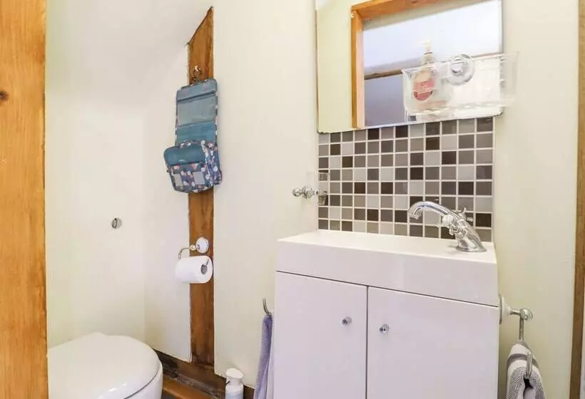 The Studio, Horseshoe Cottage