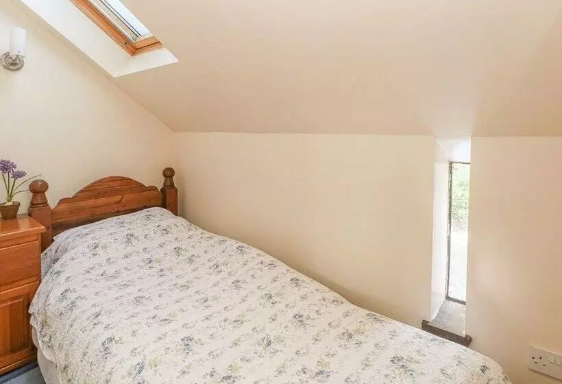 Willow Cottage