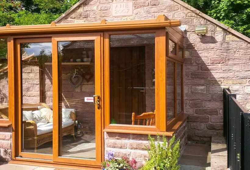 Willow Cottage