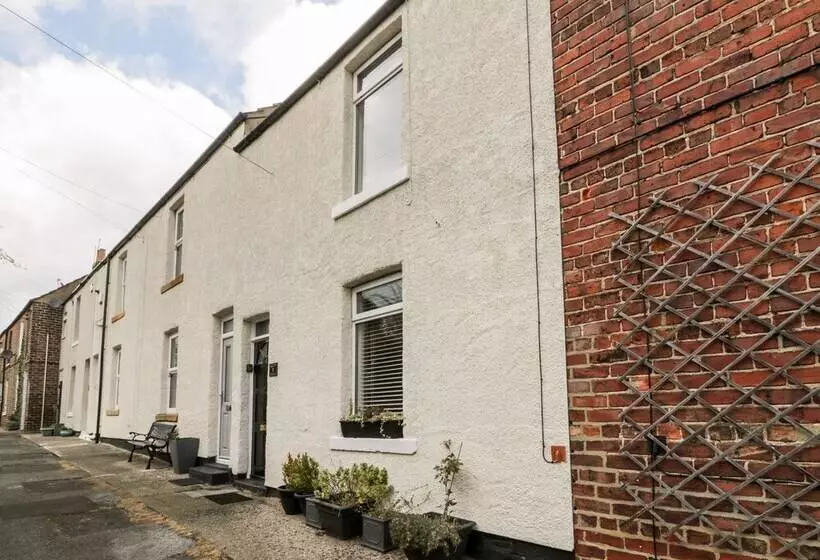 Yeoman Terrace