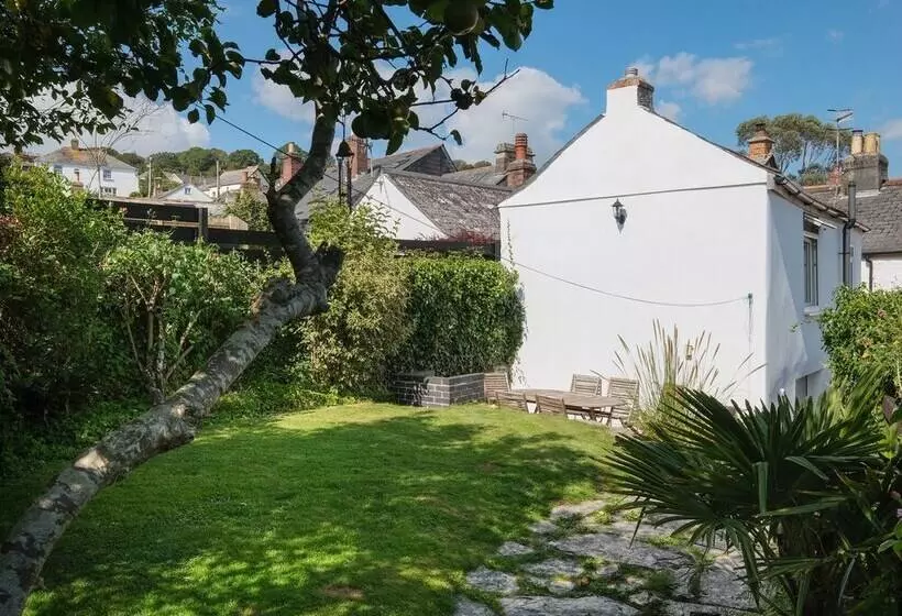 5 Bodmin Hill