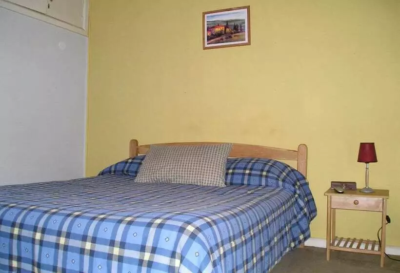 Al Fin Del Mundo Hostal   Hostel