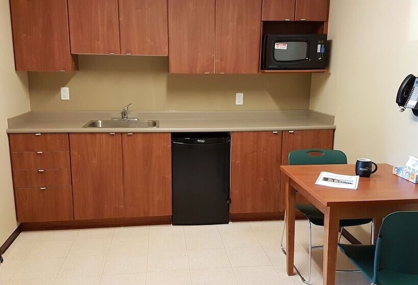 فندق صغير Backpacker College At The University Of Fraser Valley