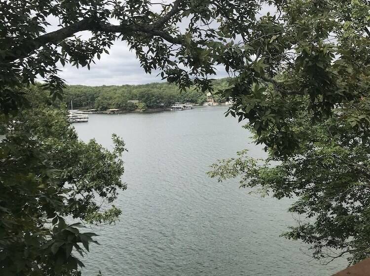 Bass And Baskets B&b