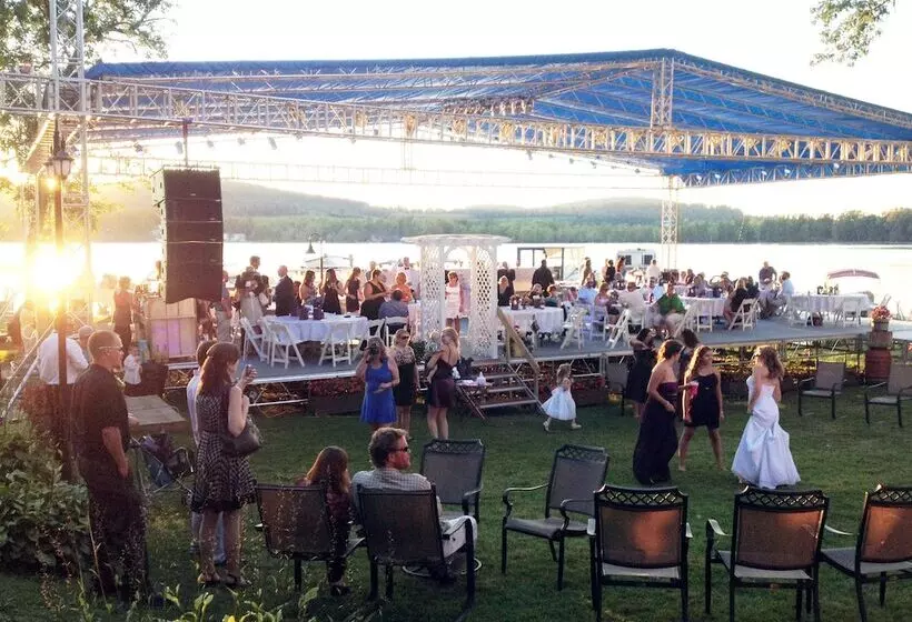 Aamiaismajoitus (B&B) Lake House