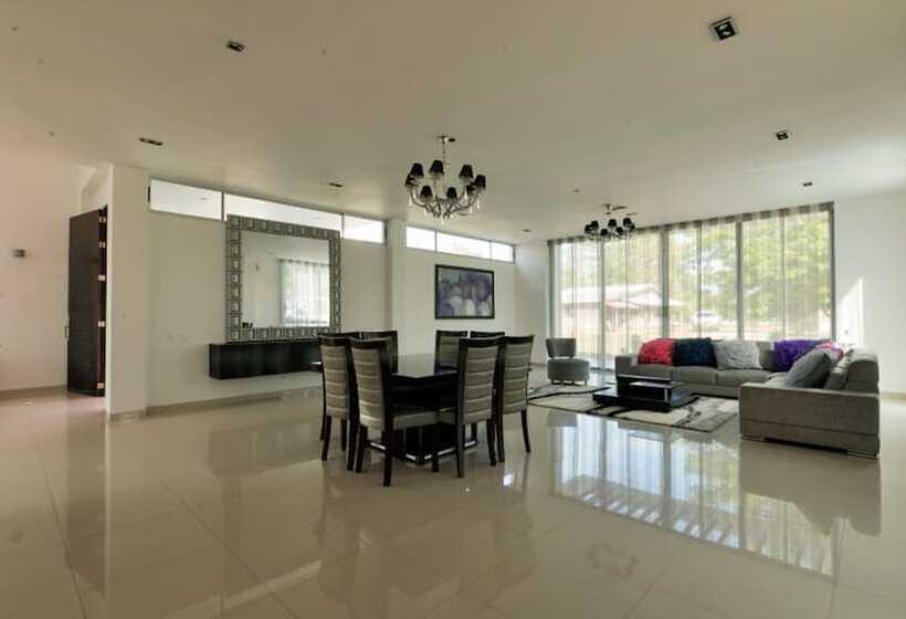 تختخواب و صبحانه Villas Anuhur