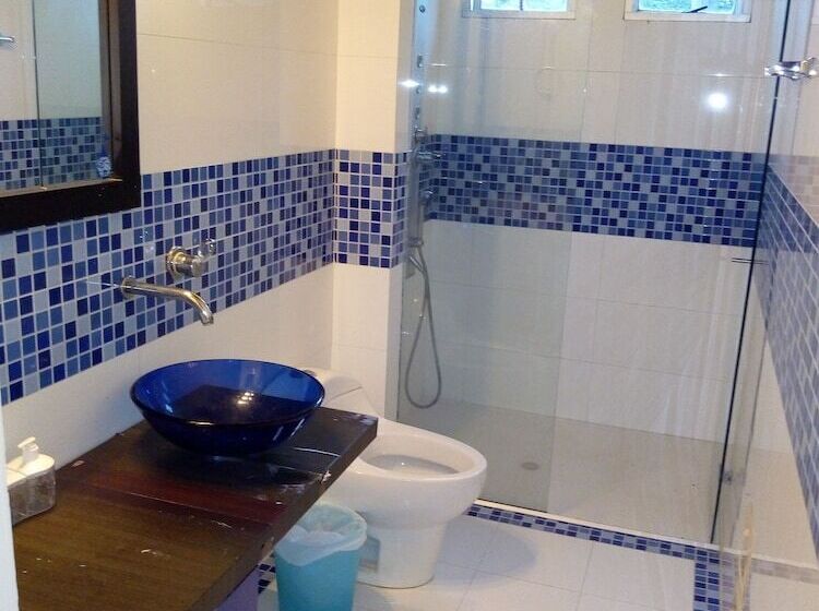 تختخواب و صبحانه Villas Anuhur