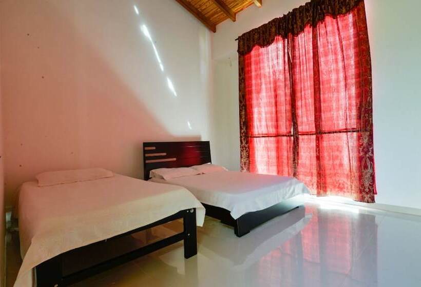 تختخواب و صبحانه Villas Anuhur