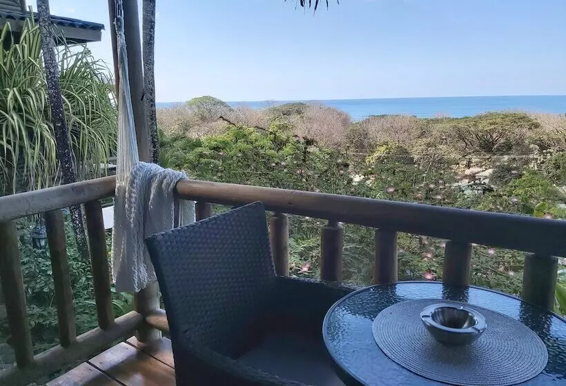 Horizon Ocean View Hotel And Yoga Center