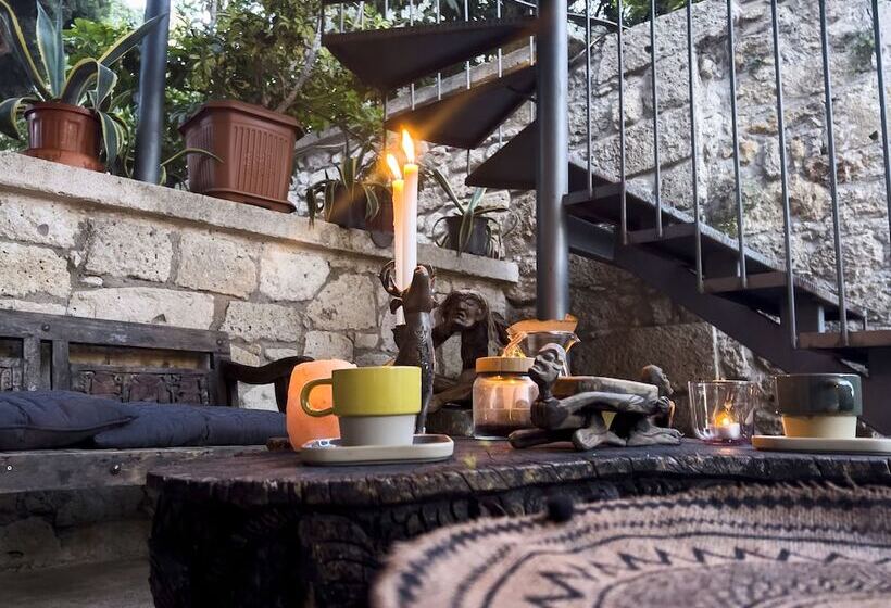 בית מלון כפרי 118 Alacati