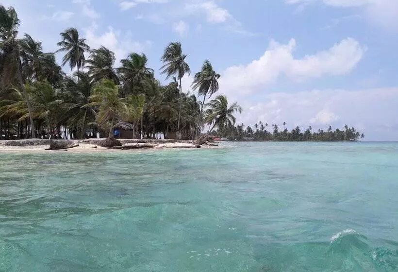 ホテル Cabanas Narasgandub - Naranjo Chico