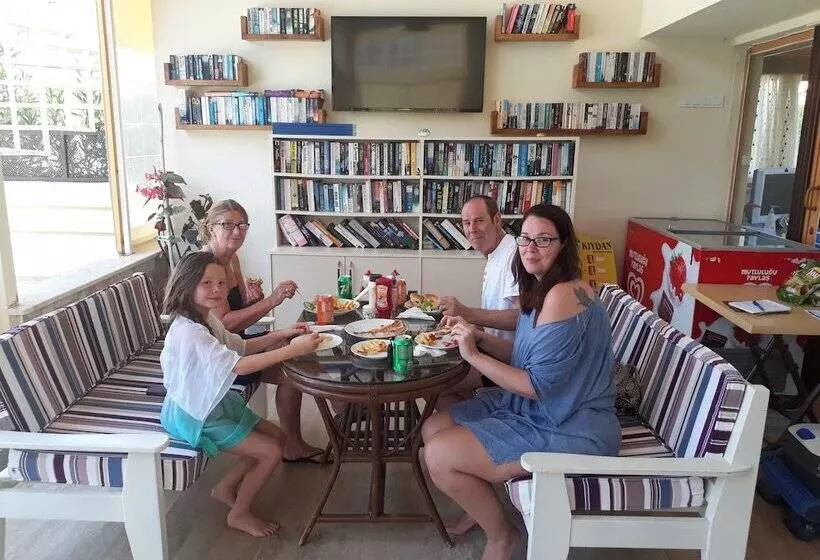 Hotelli Dalyan Villa Kiydan Apartments