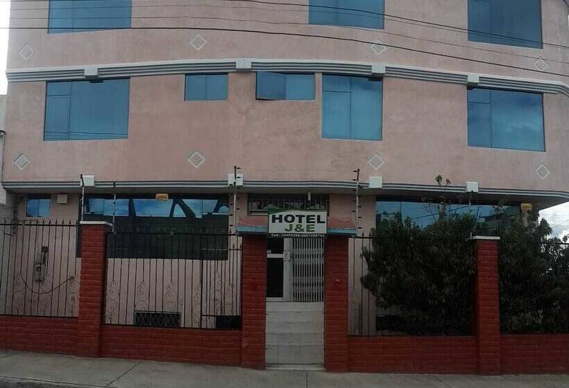 בית מלון כפרי J&e