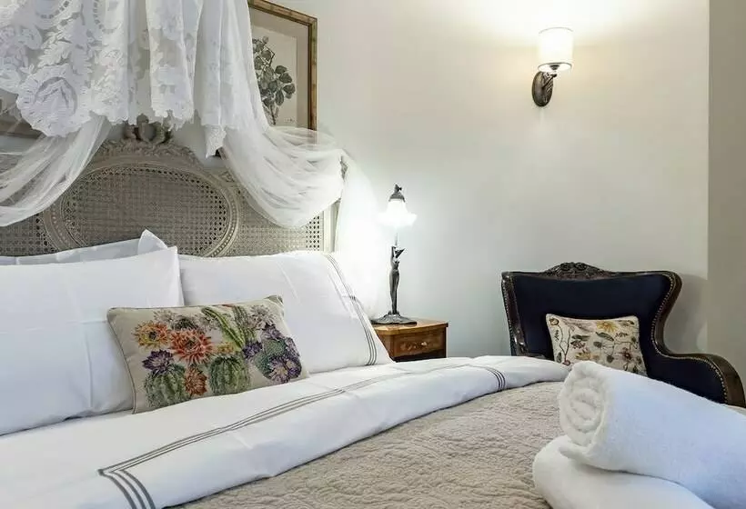 هتل Khalkedon Boutique