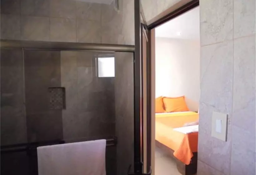 هتل La Cueva