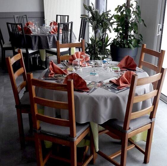 Отель Auberge Du Palais