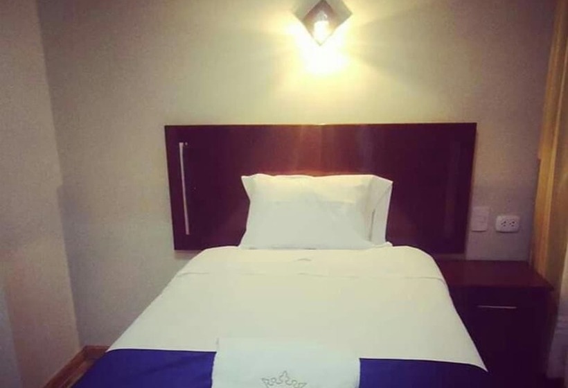 هتل Loyalty Moquegua