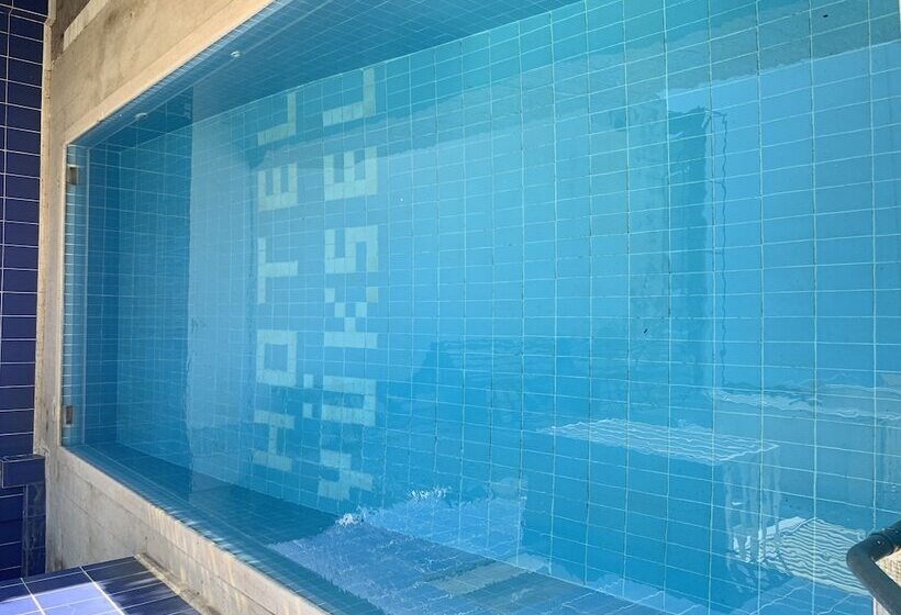 בית מלון כפרי Yuksel